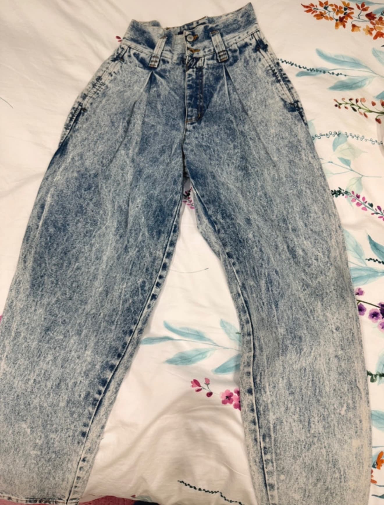 Vintage Jordache Light Wash High Waisted Jeans Size 9/10