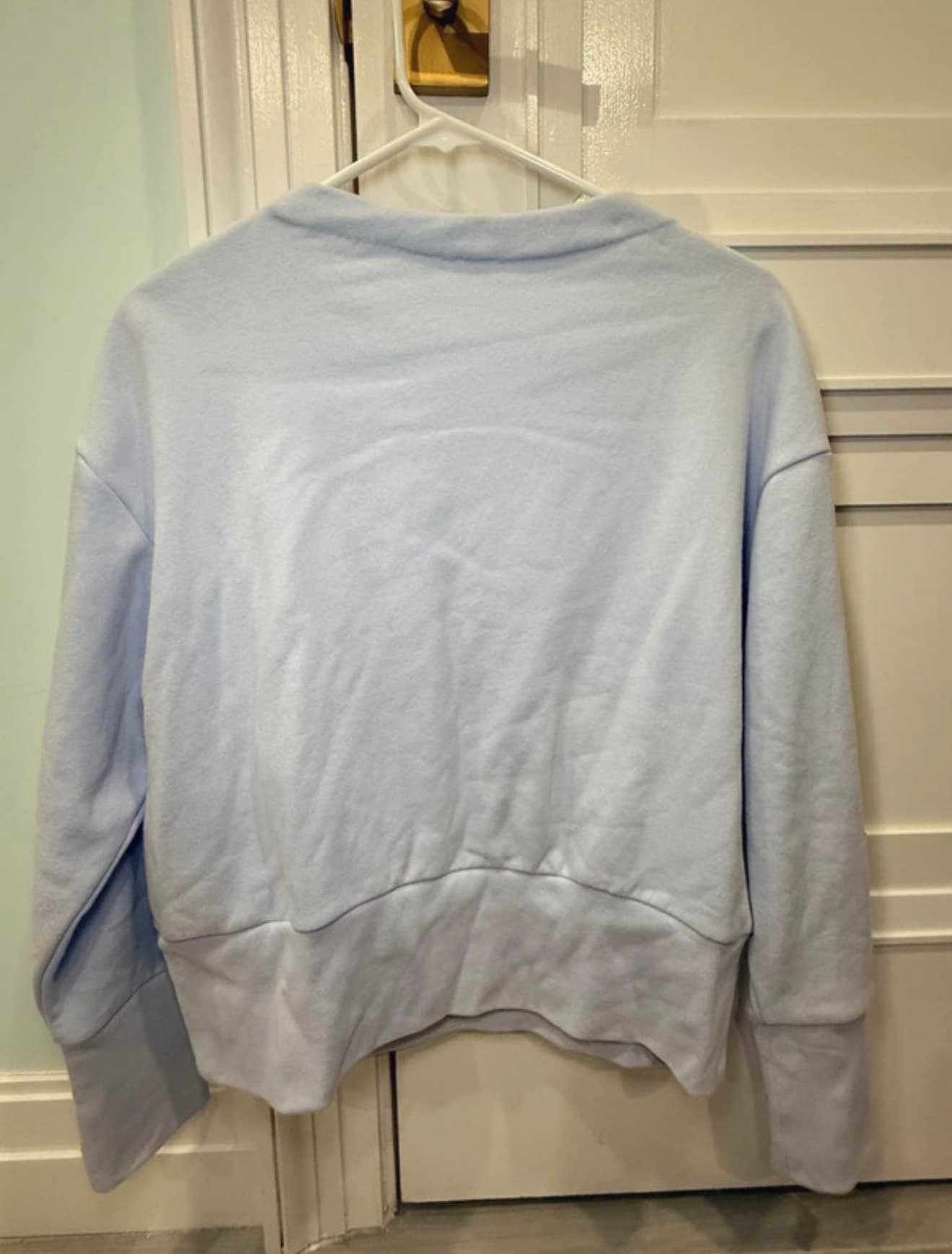 GAP Light Blue Cropped Crewneck Sweatshirt Size Small — view 2
